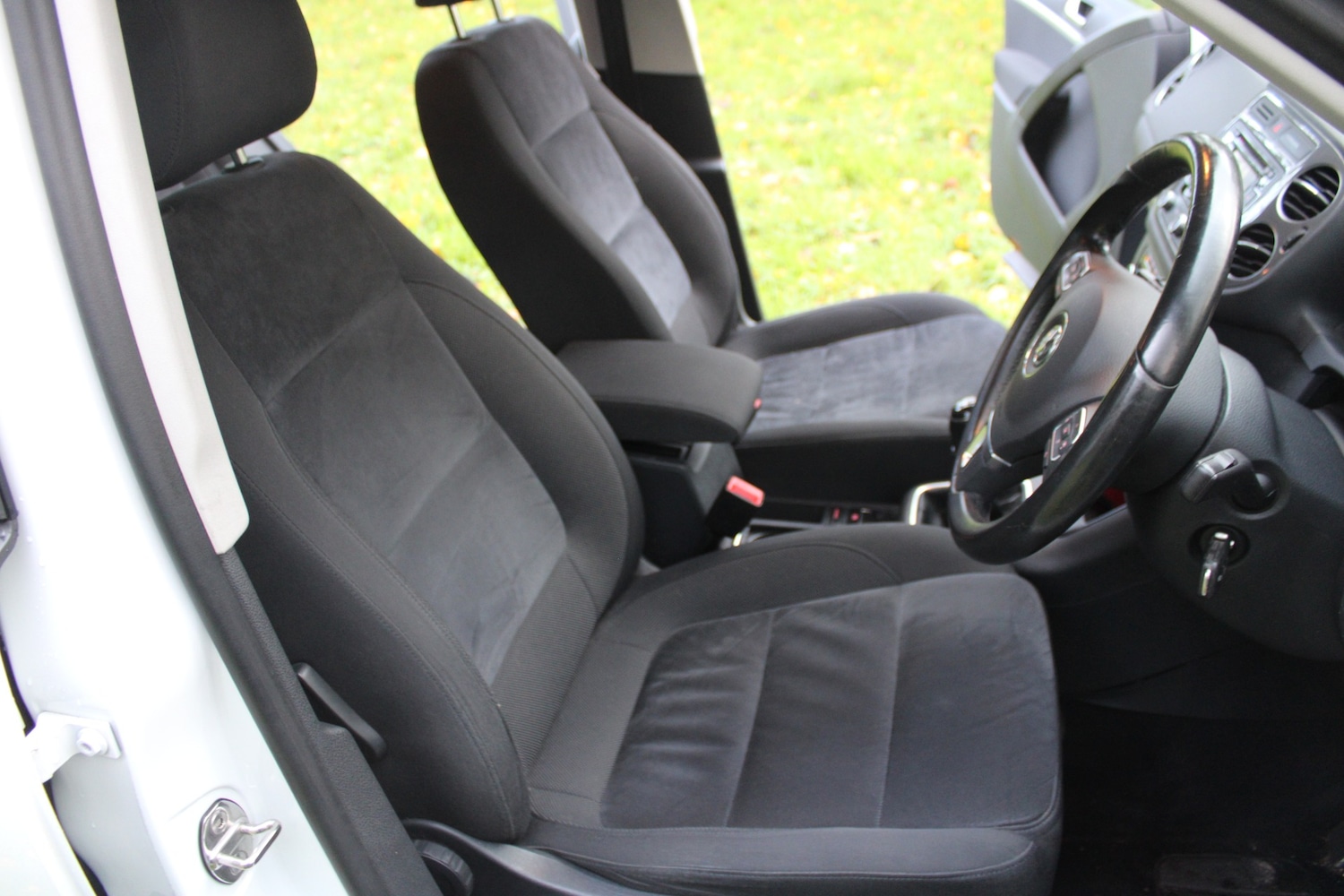 Used Volkswagen Tiguan 2014 for sale - 76548149: Photo 4