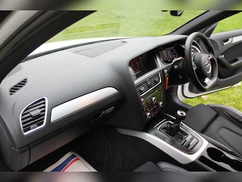 Used Audi A4 2015 for sale - 76294383: Photo