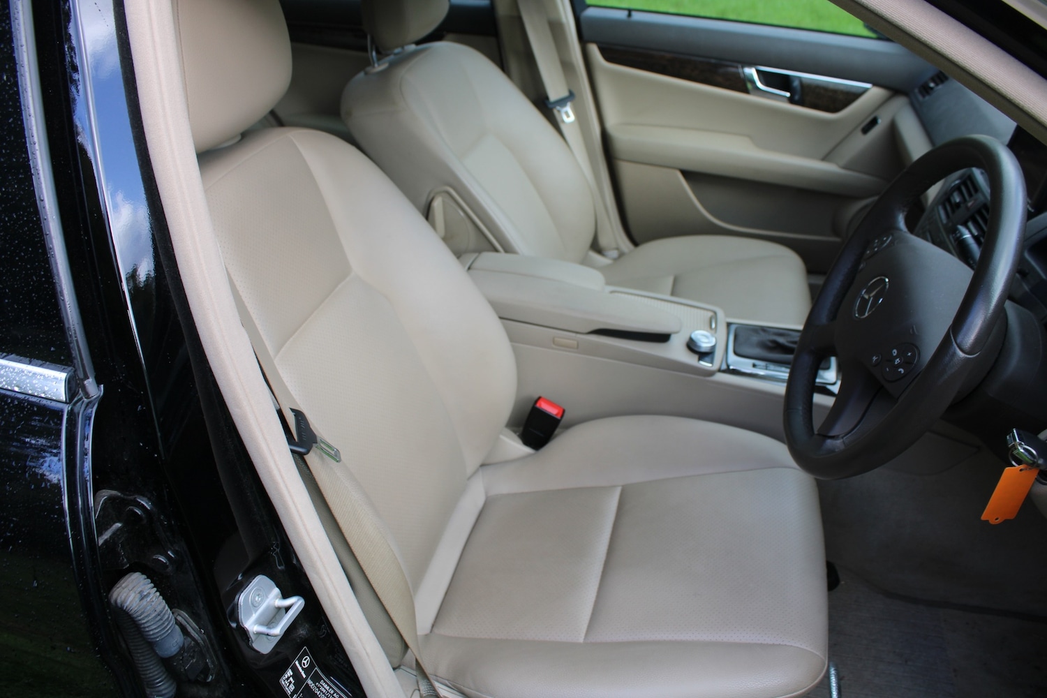 Used Mercedes-Benz C Class 2009 for sale - 76521234: Photo 4