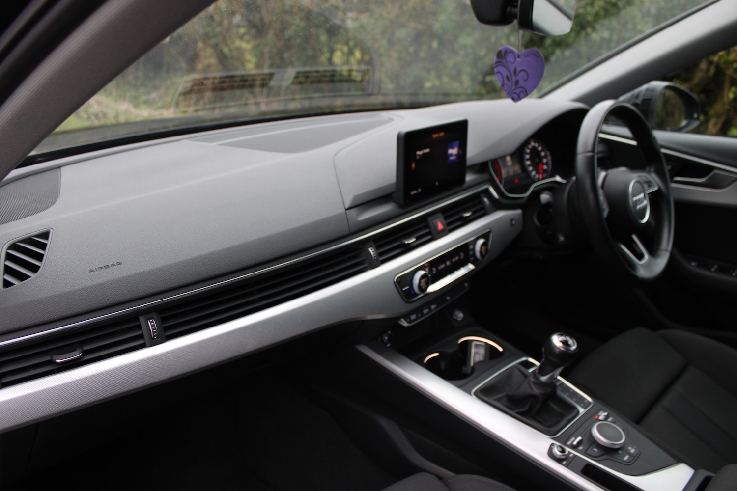 Used Audi A4 2017 for sale - 77798883: Photo 8