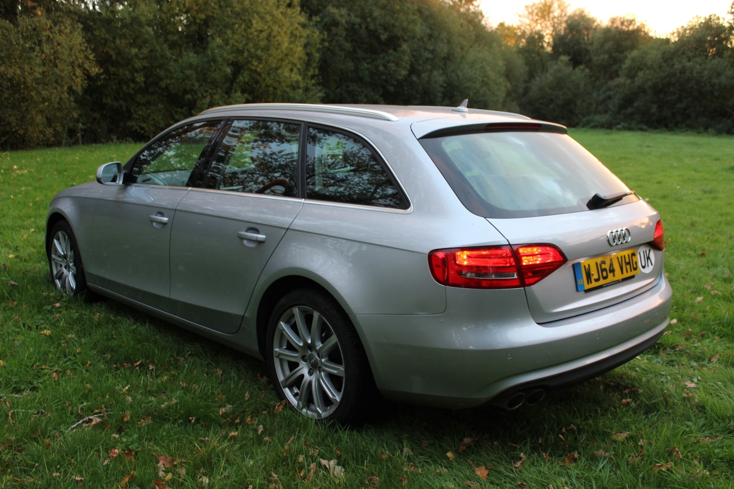 Used Audi A4 2014 for sale - 76387519: Photo 3