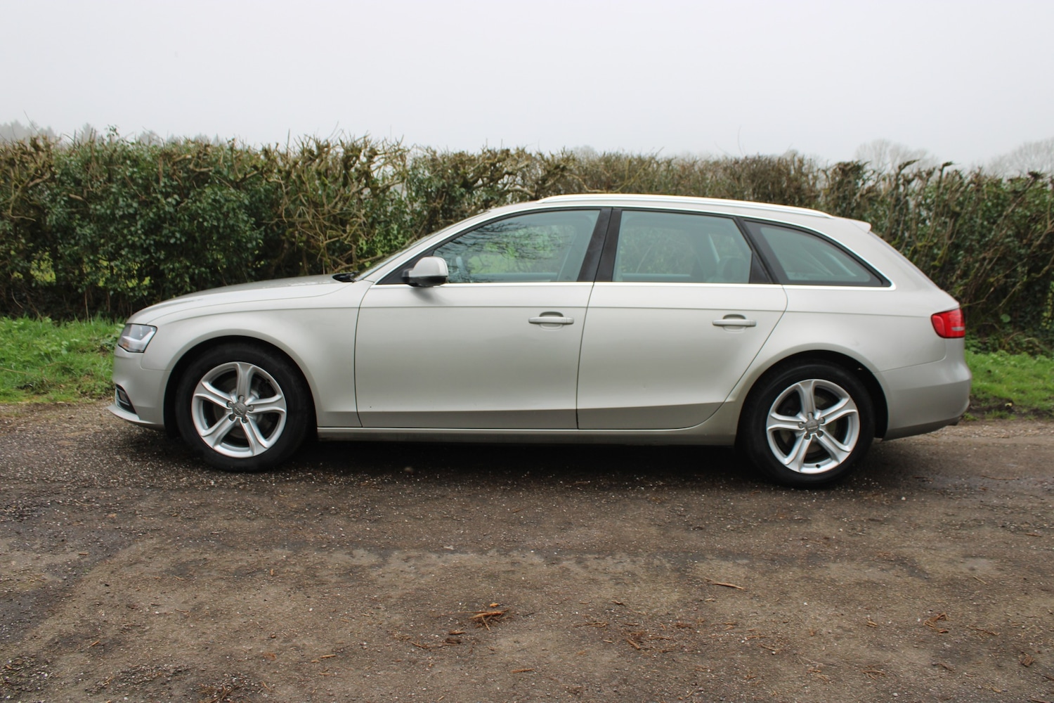 Used Audi A4 2014 for sale - 77891853: Photo 3