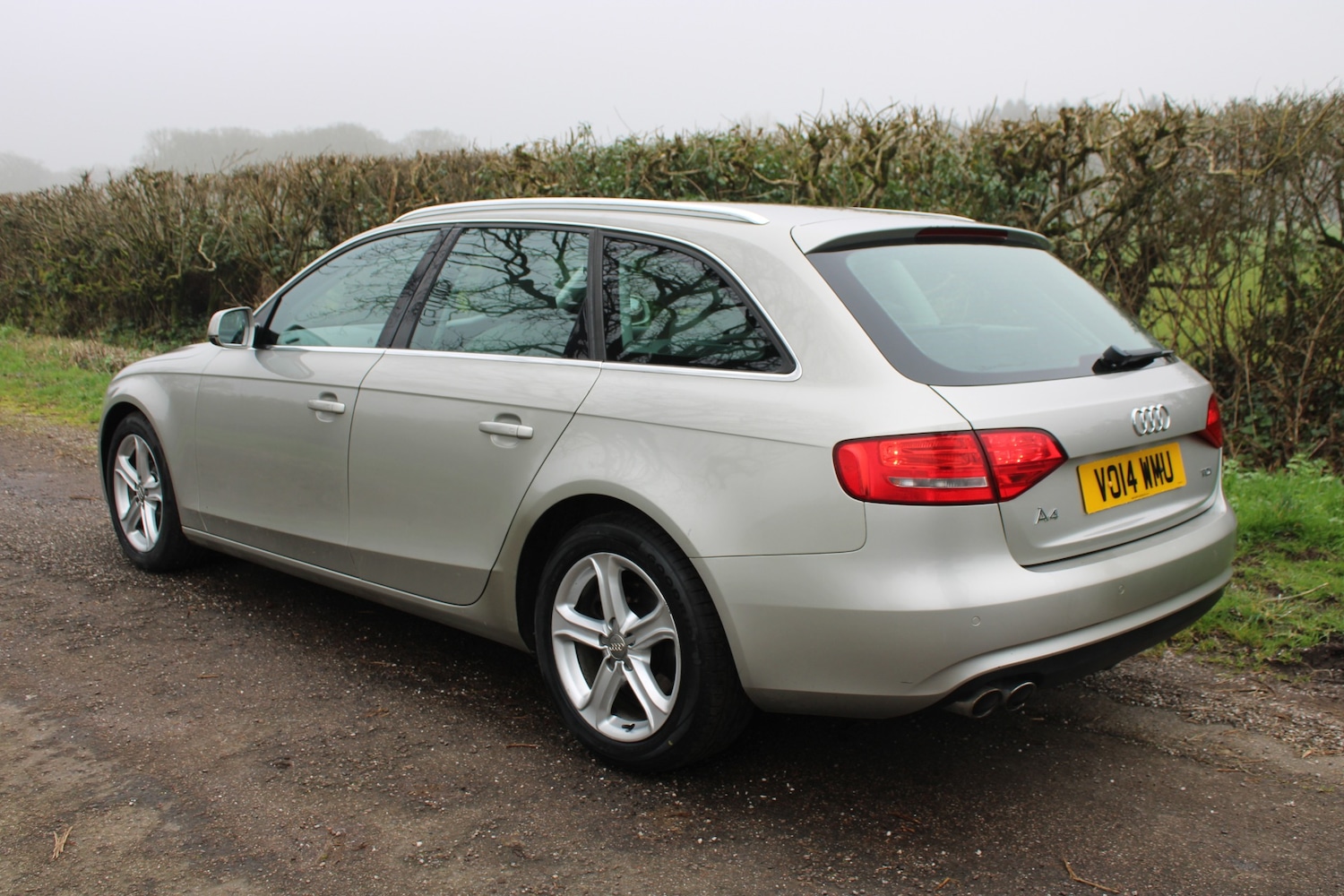 Used Audi A4 2014 for sale - 77891853: Photo 4