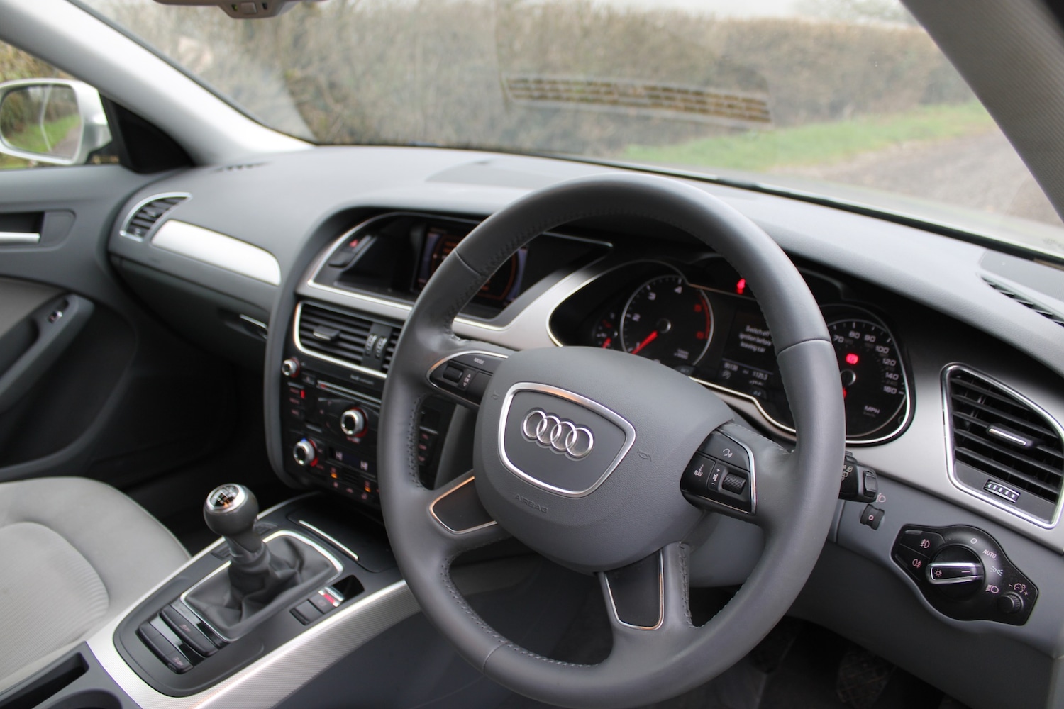 Used Audi A4 2014 for sale - 77891853: Photo 9