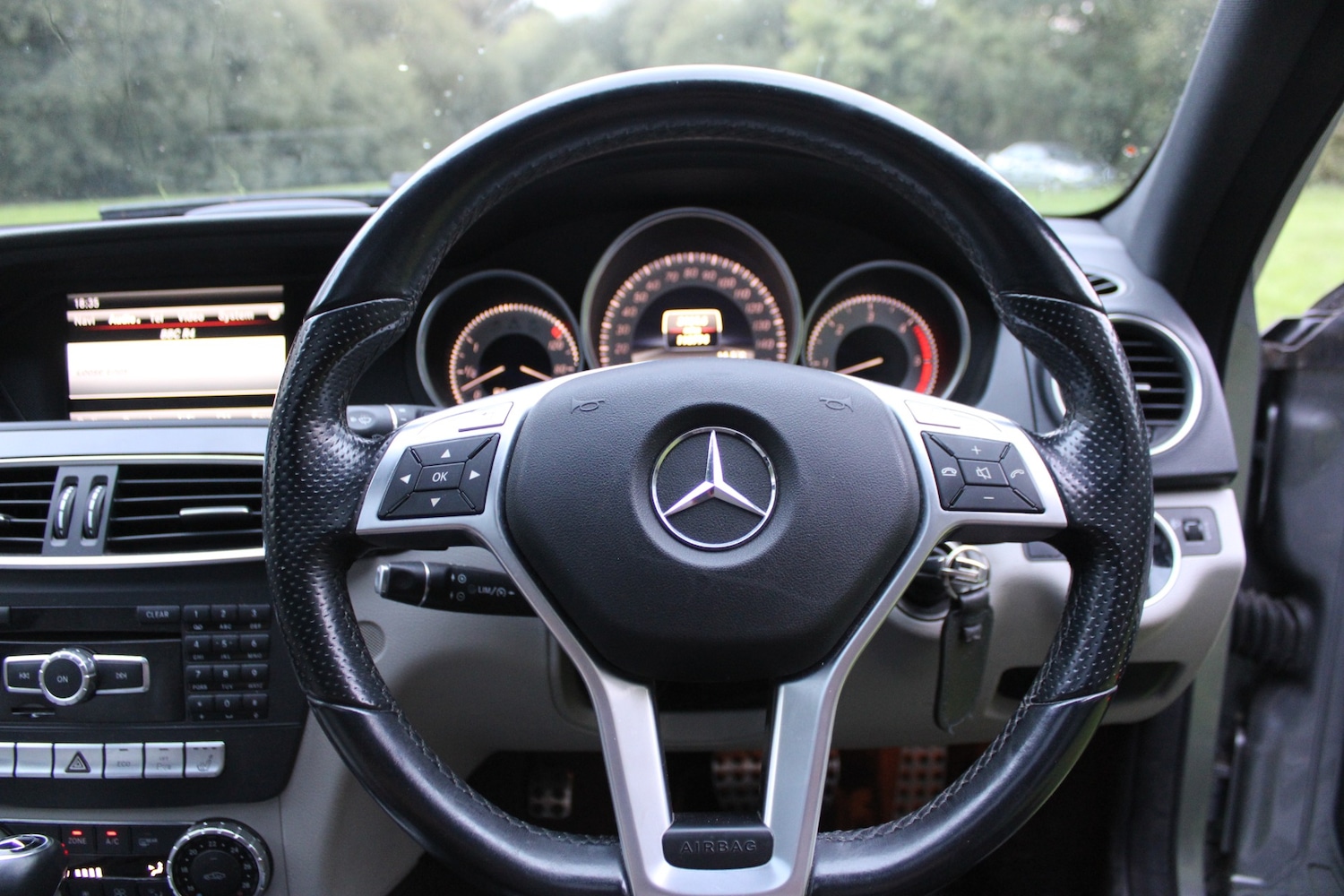 Used Mercedes-Benz C Class 2013 for sale - 76521252: Photo 9