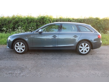 Used Audi A4 2010 for sale - 78689256: Photo