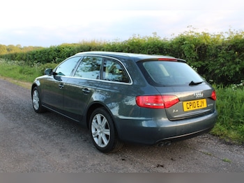 Used Audi A4 2010 for sale - 78689256: Photo