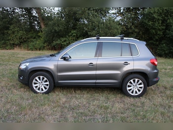 Used Volkswagen Tiguan 2011 for sale - 75599899: Photo