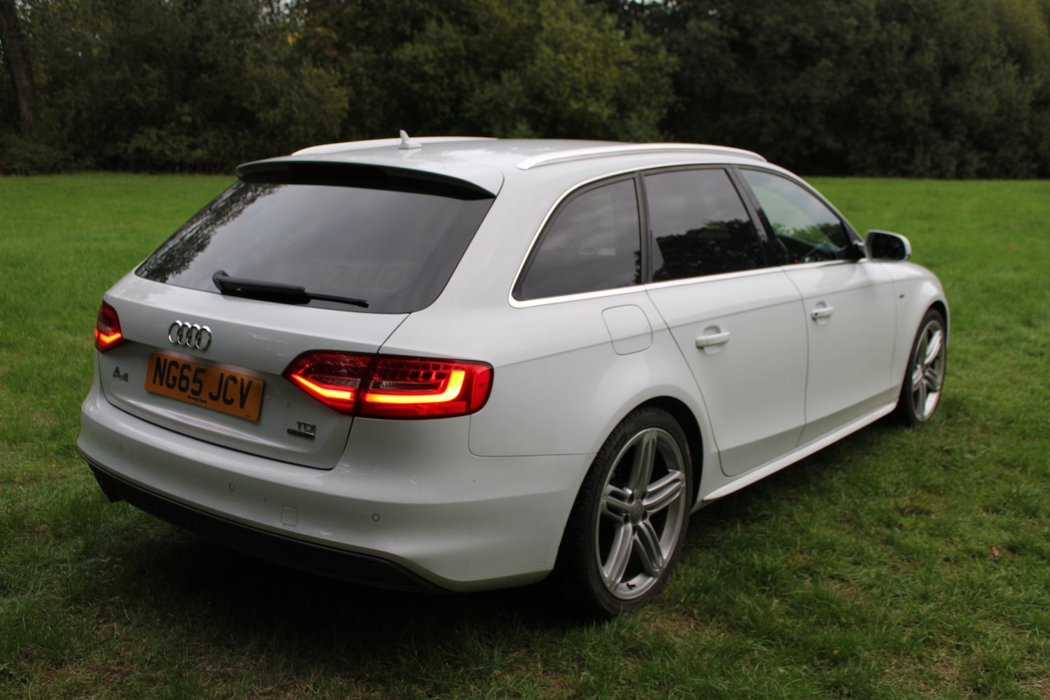 Used Audi A4 2015 for sale - 76347442: Photo 3