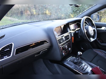 Used Audi A4 2014 for sale - 77896046: Photo