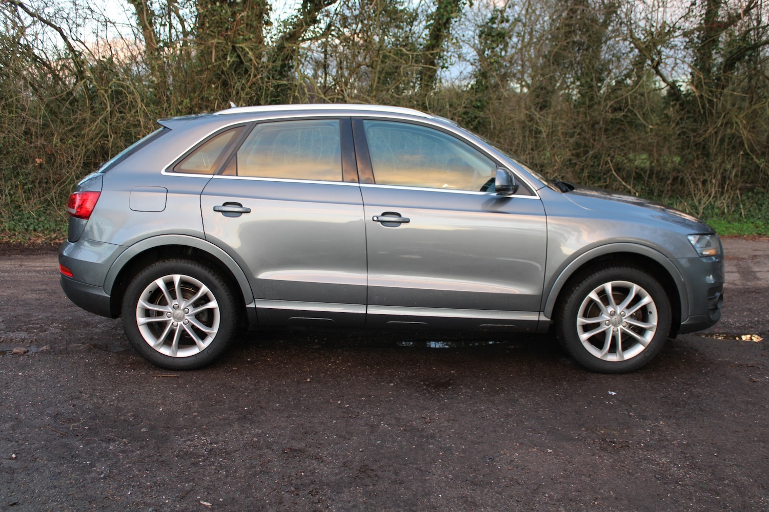 Used Audi Q3 2012 for sale - 77008888: Photo 2
