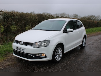 Used Volkswagen Polo 2016 for sale - 78057509: Photo