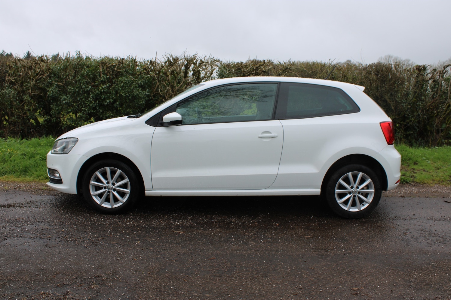 Used Volkswagen Polo 2016 for sale - 78057509: Photo 2