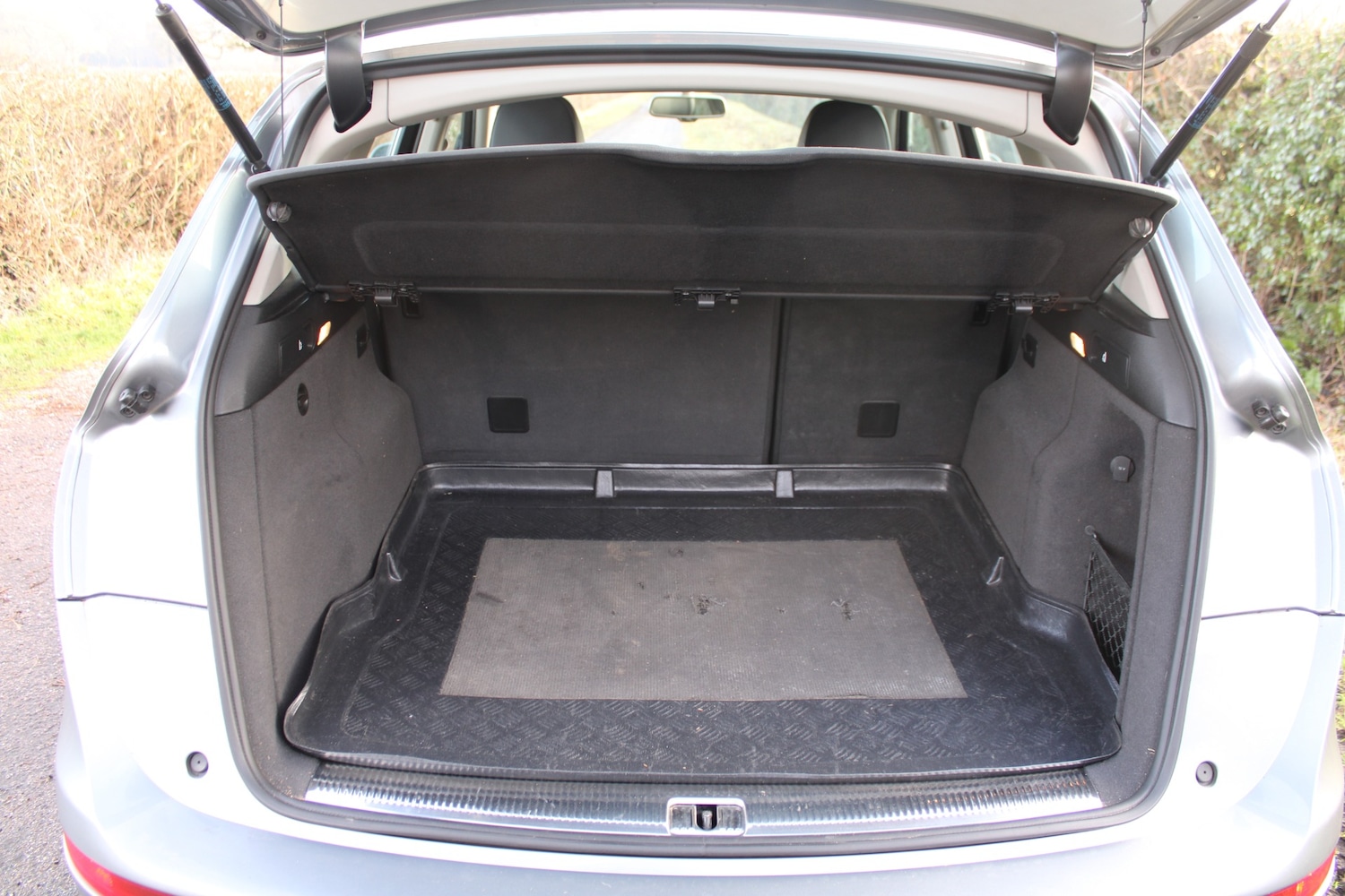 Used Audi Q5 2010 for sale - 77330317: Photo 19