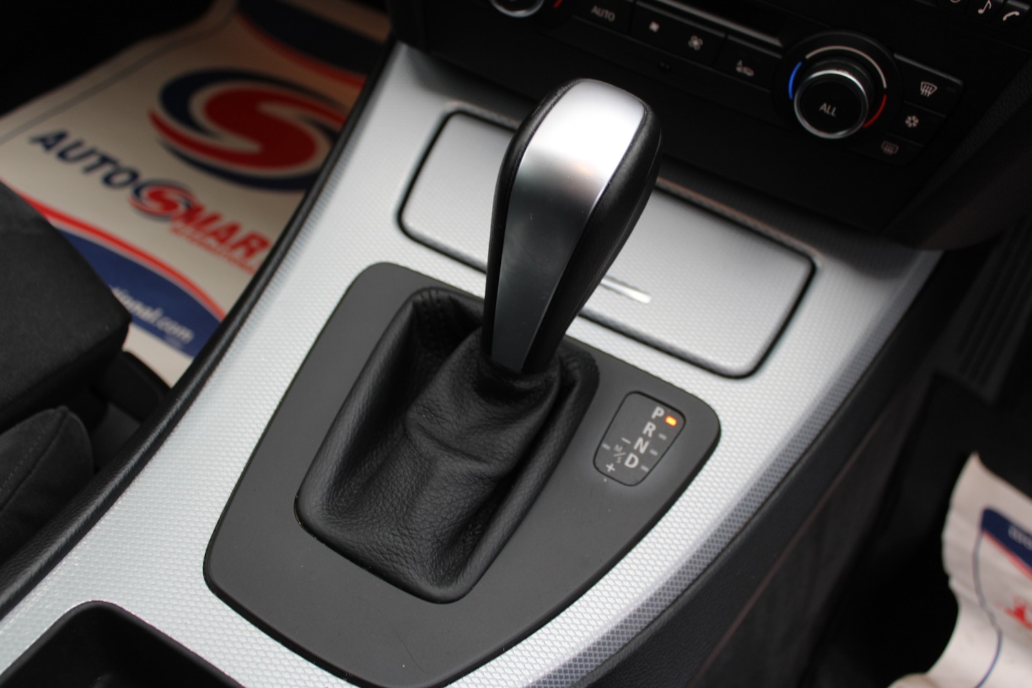 Used BMW 3 Series 2011 for sale - 76336017: Photo 12