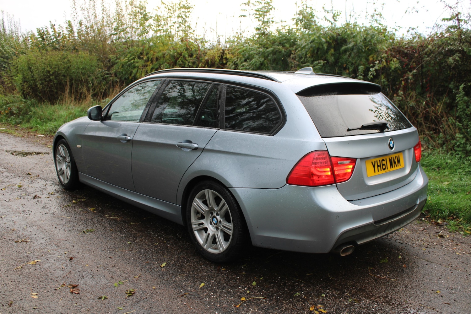 Used BMW 3 Series 2011 for sale - 76336017: Photo 3