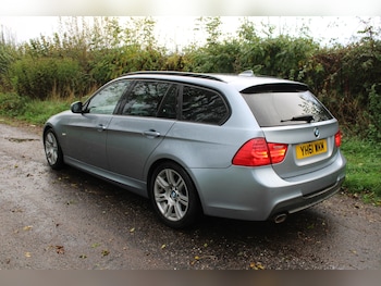 Used BMW 3 Series 2011 for sale - 76336017: Photo