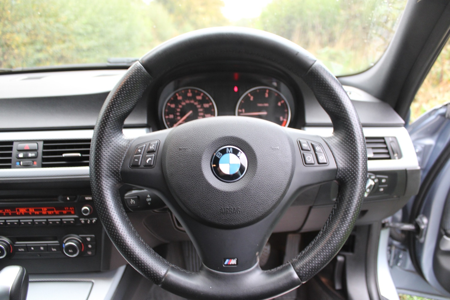 Used BMW 3 Series 2011 for sale - 76336017: Photo 9
