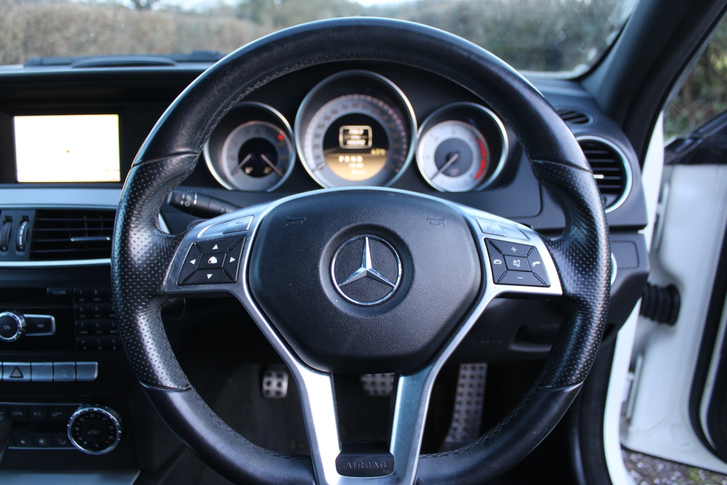 Used Mercedes-Benz C Class 2012 for sale - 77891812: Photo 11