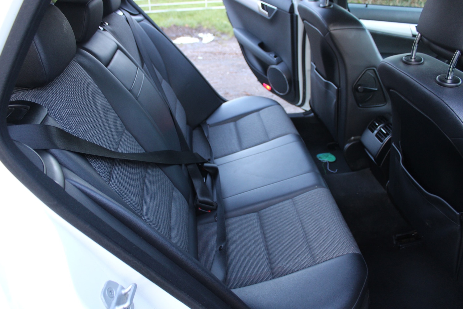 Used Mercedes-Benz C Class 2012 for sale - 77891812: Photo 7