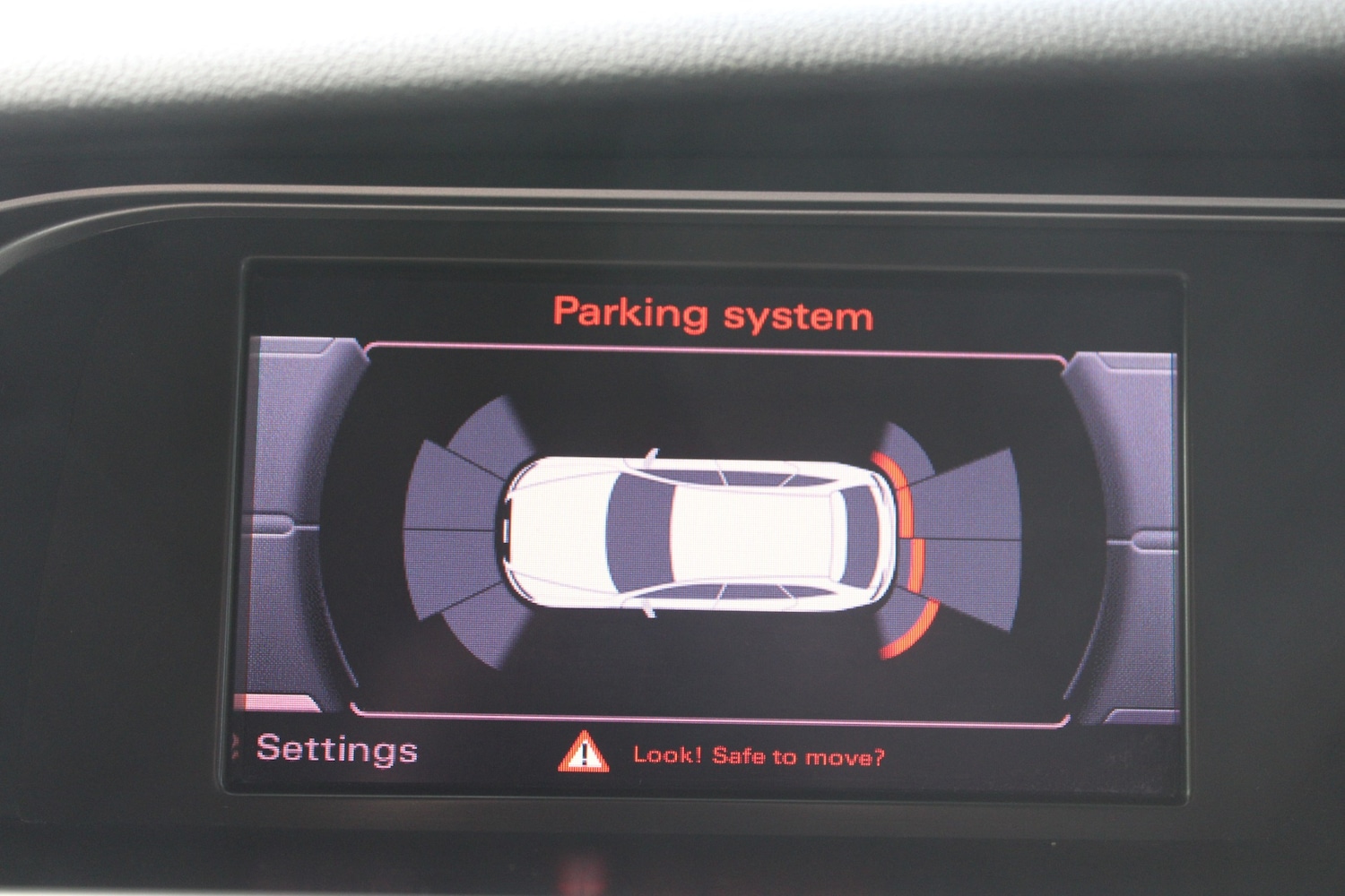 Used Audi A4 2012 for sale - 76348161: Photo 16