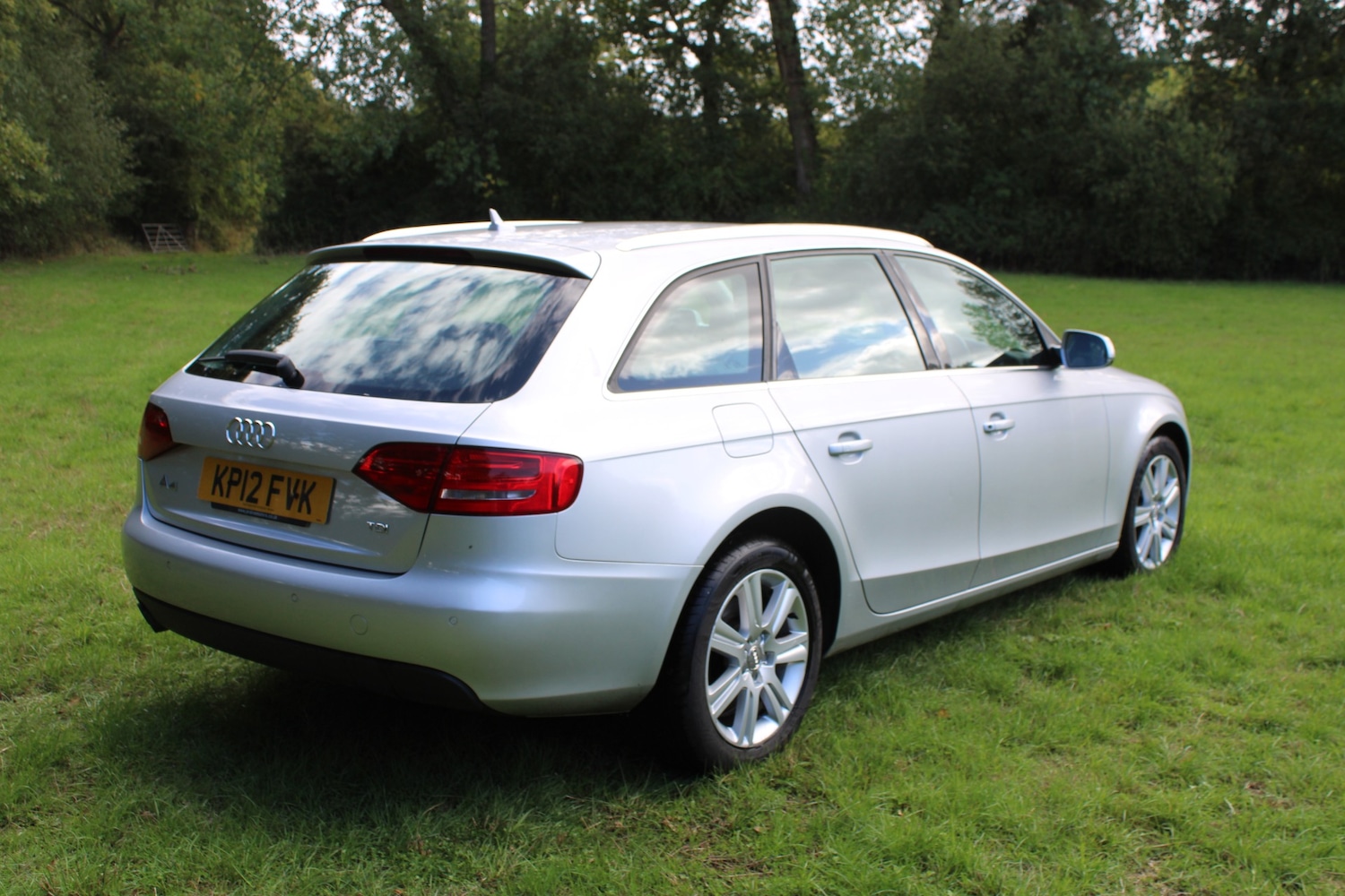 Used Audi A4 2012 for sale - 76348161: Photo 3