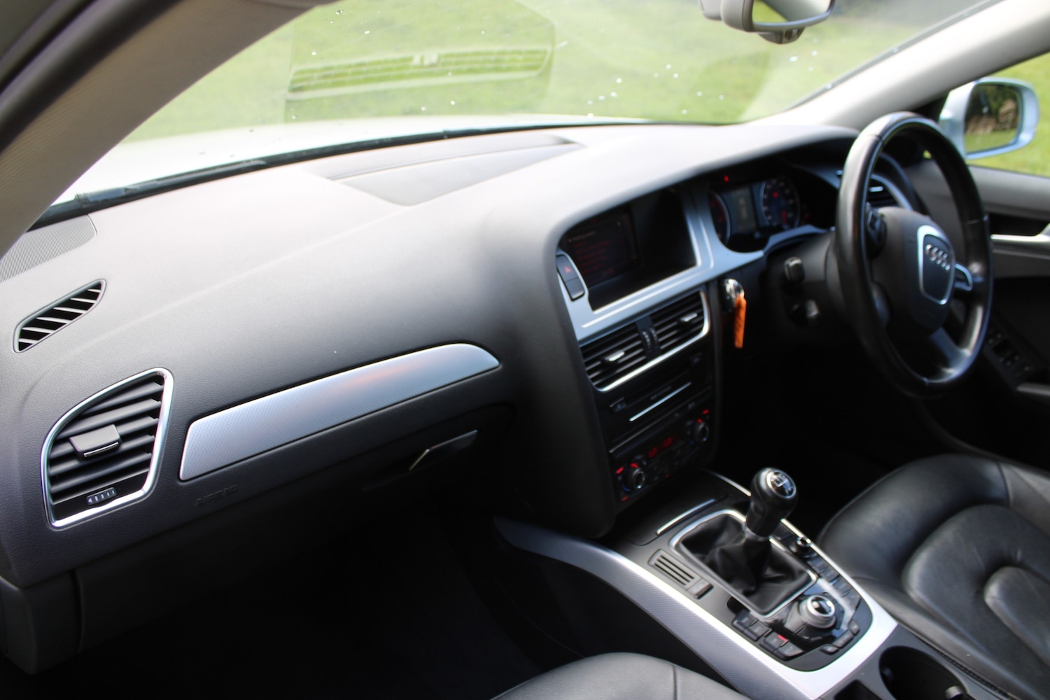 Used Audi A4 2012 for sale - 76348161: Photo 5
