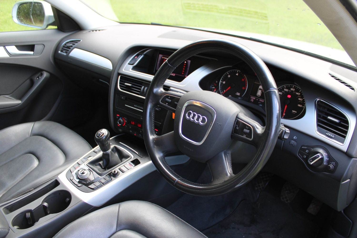 Used Audi A4 2012 for sale - 76348161: Photo 7