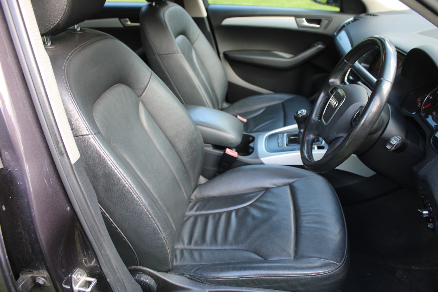 Used Audi Q5 2011 for sale - 76282548: Photo 9