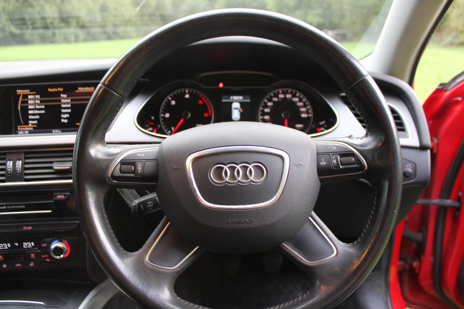 Used Audi A4 2012 for sale - 76387545: Photo 10