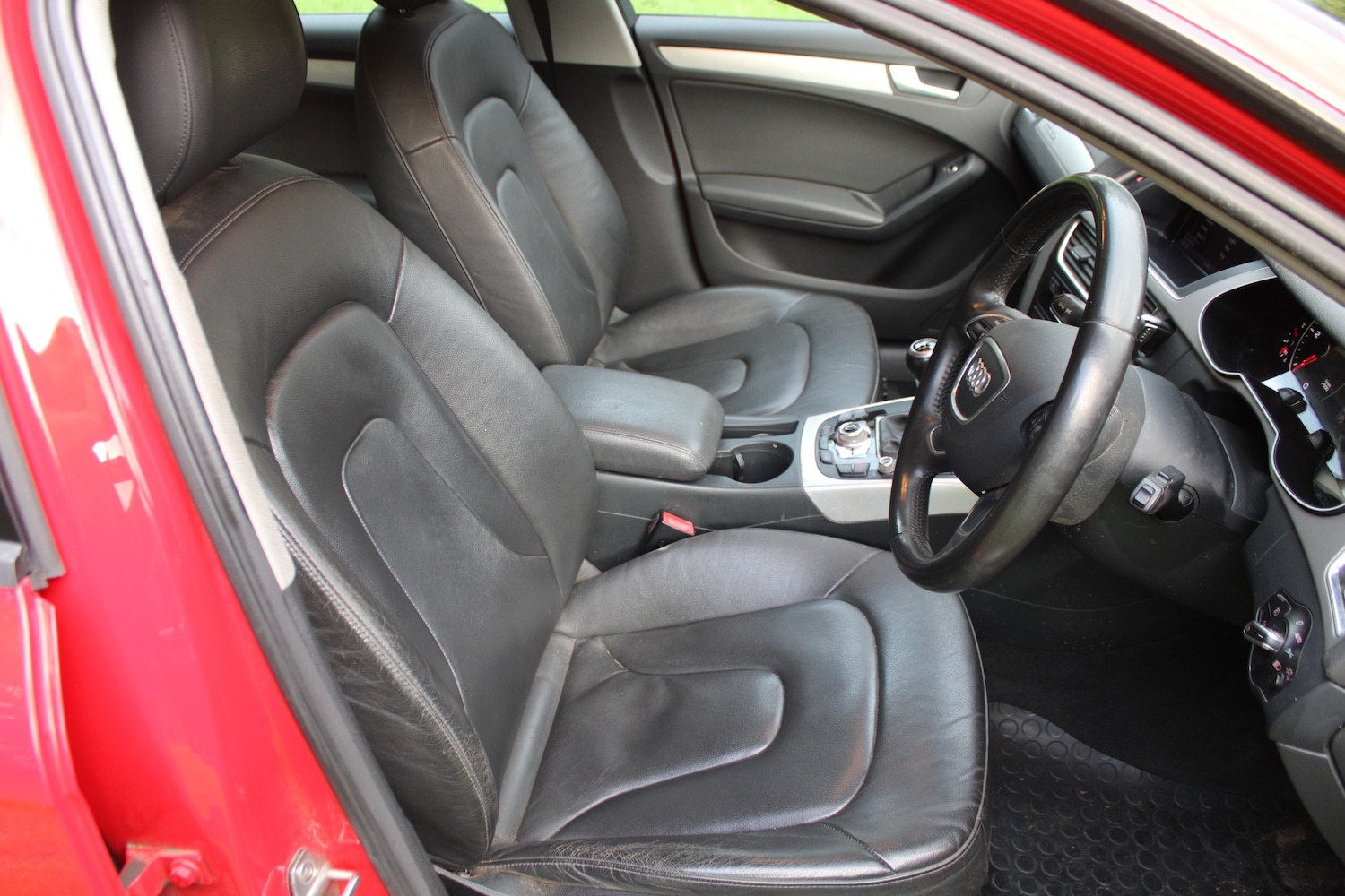 Used Audi A4 2012 for sale - 76387545: Photo 8