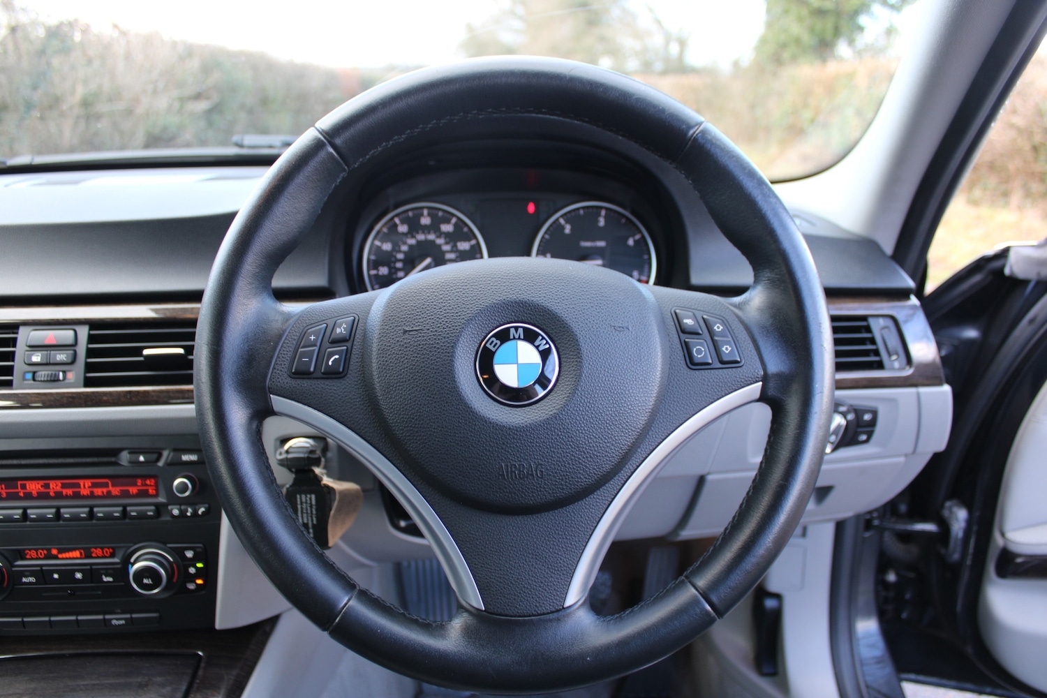 Used BMW 3 Series 2010 for sale - 77385634: Photo 15