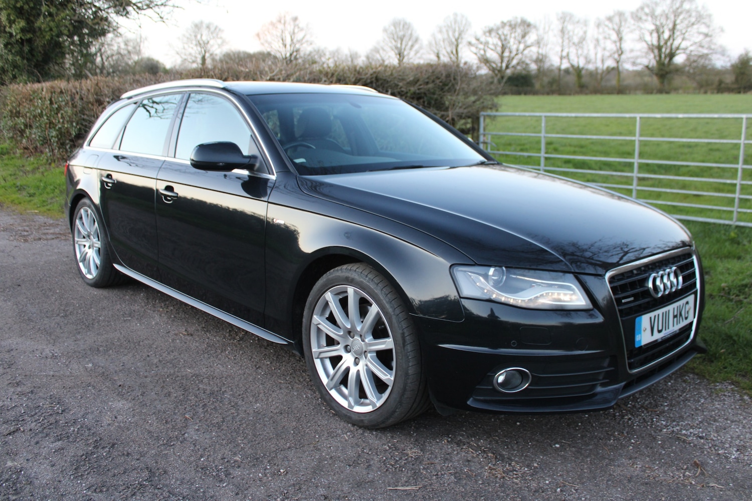 Used Audi A4 2011 for sale - 78062330: Photo 1