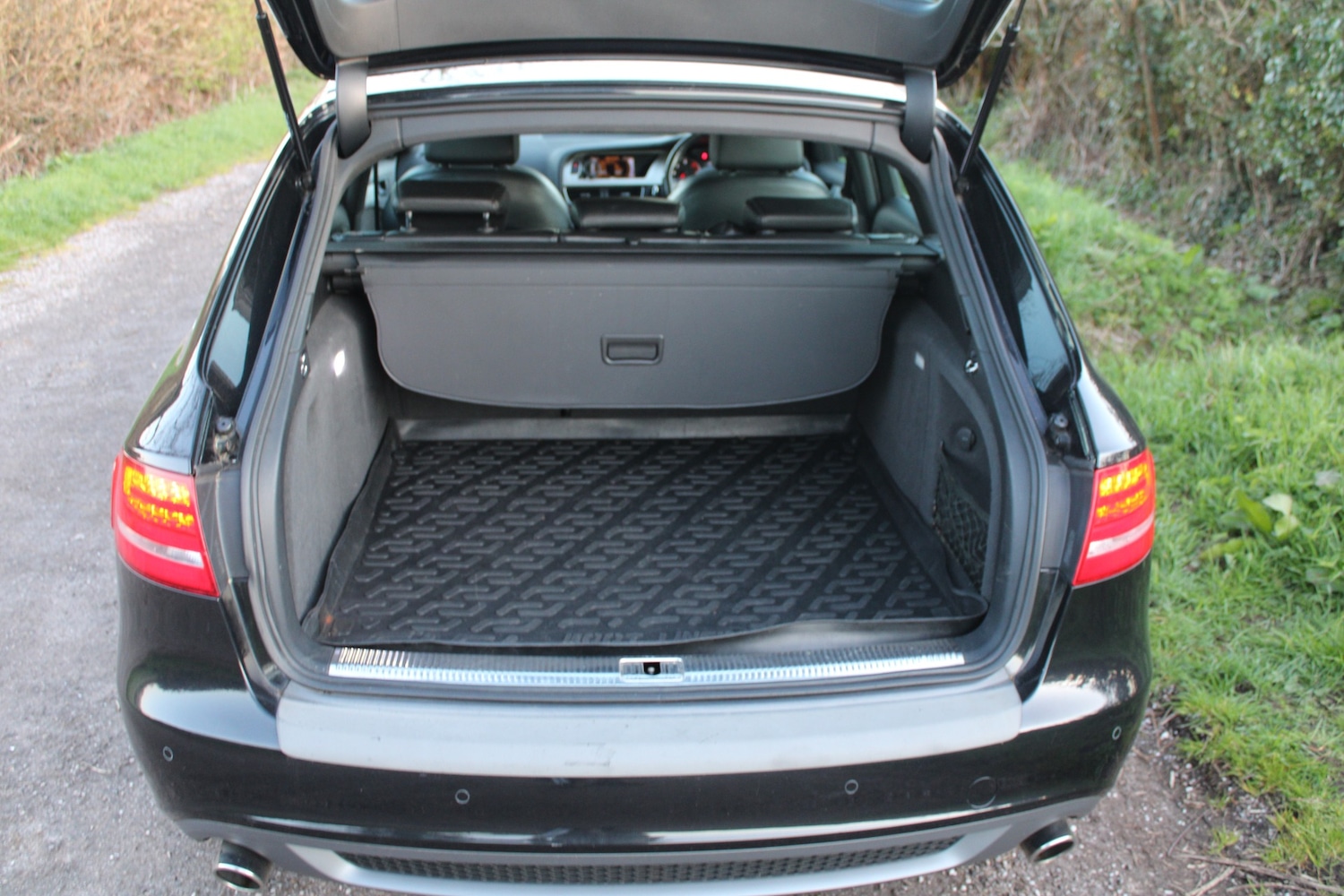 Used Audi A4 2011 for sale - 78062330: Photo 17