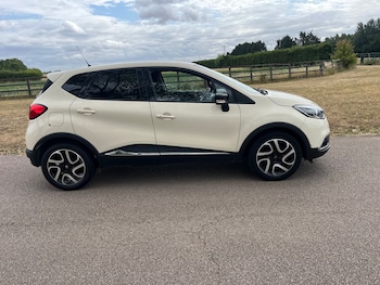 Used Renault Captur 2015 for sale - 75239344: Photo