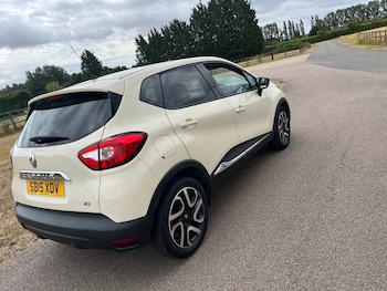 Used Renault Captur 2015 for sale - 75239344: Photo