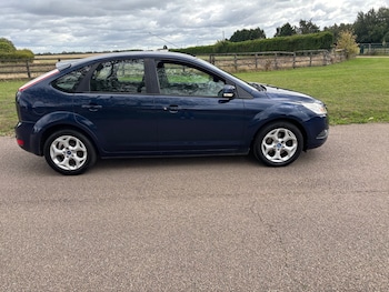 Used Ford Focus 2011 for sale - 75969430: Photo