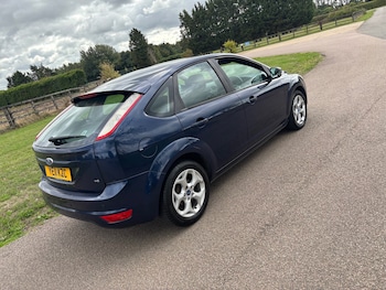 Used Ford Focus 2011 for sale - 75969430: Photo