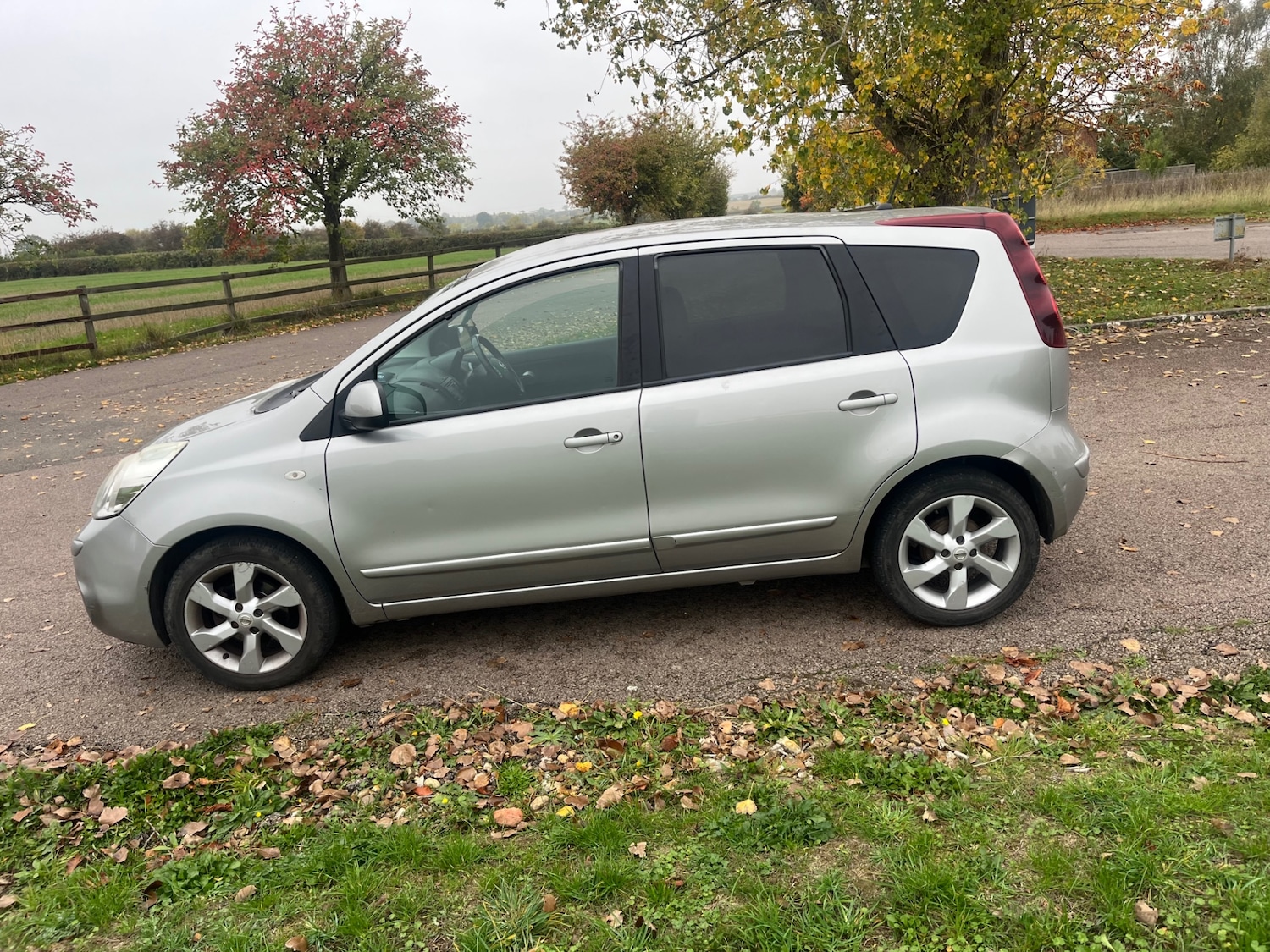 Used Nissan Note 2010 for sale - 76376435: Photo 7