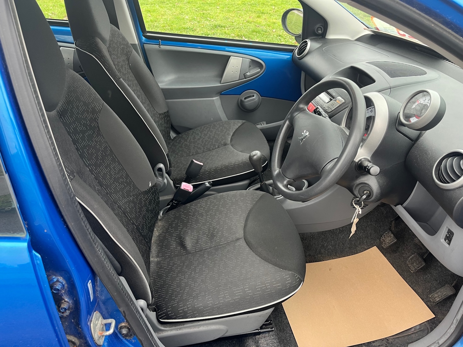 Used Peugeot 107 2009 for sale - 76748309: Photo 10