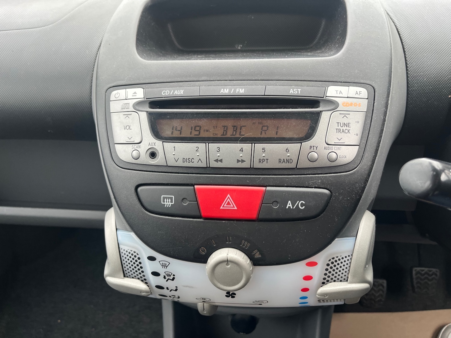 Used Peugeot 107 2009 for sale - 76748309: Photo 12