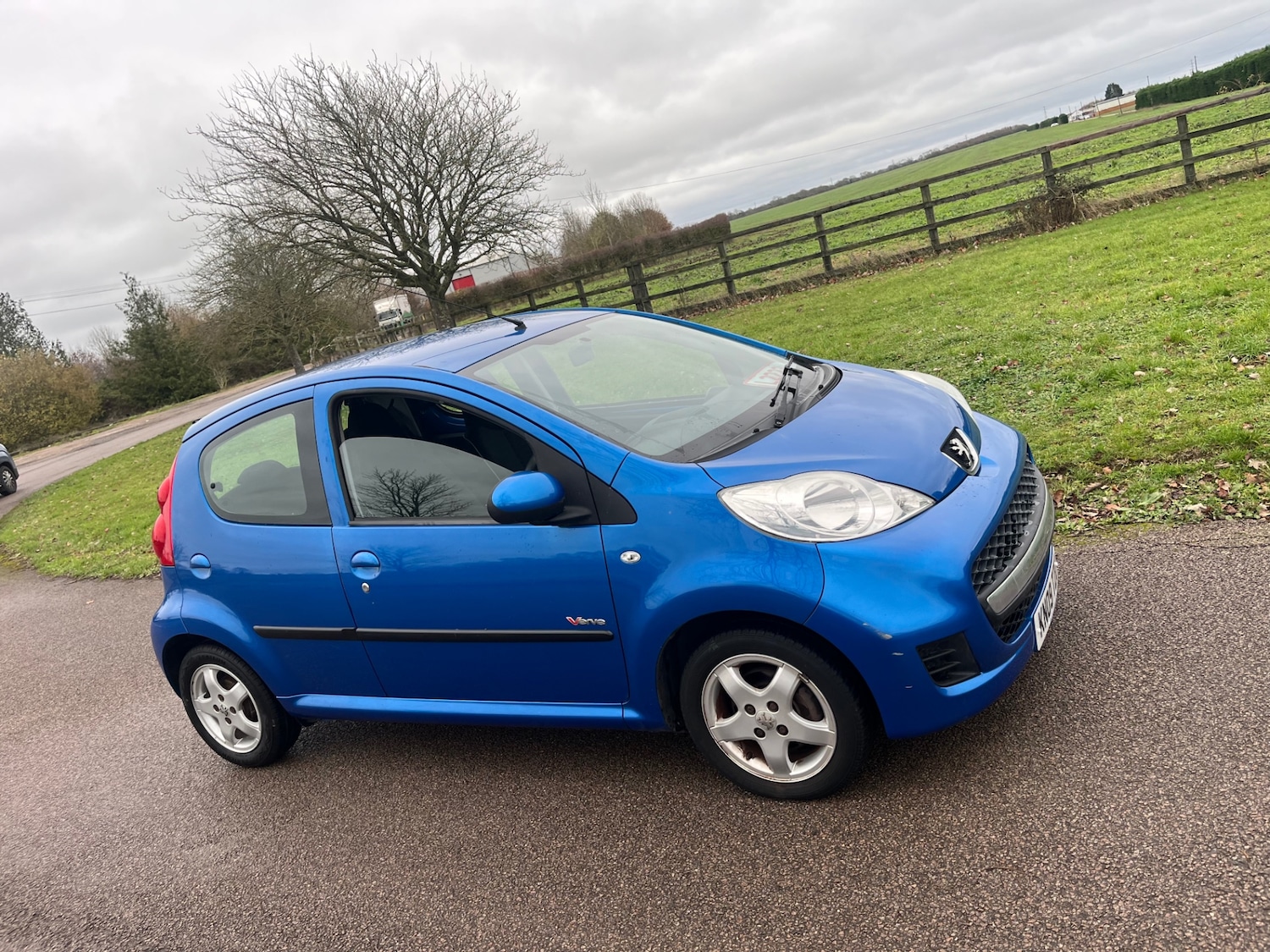 Used Peugeot 107 2009 for sale - 76748309: Photo 2