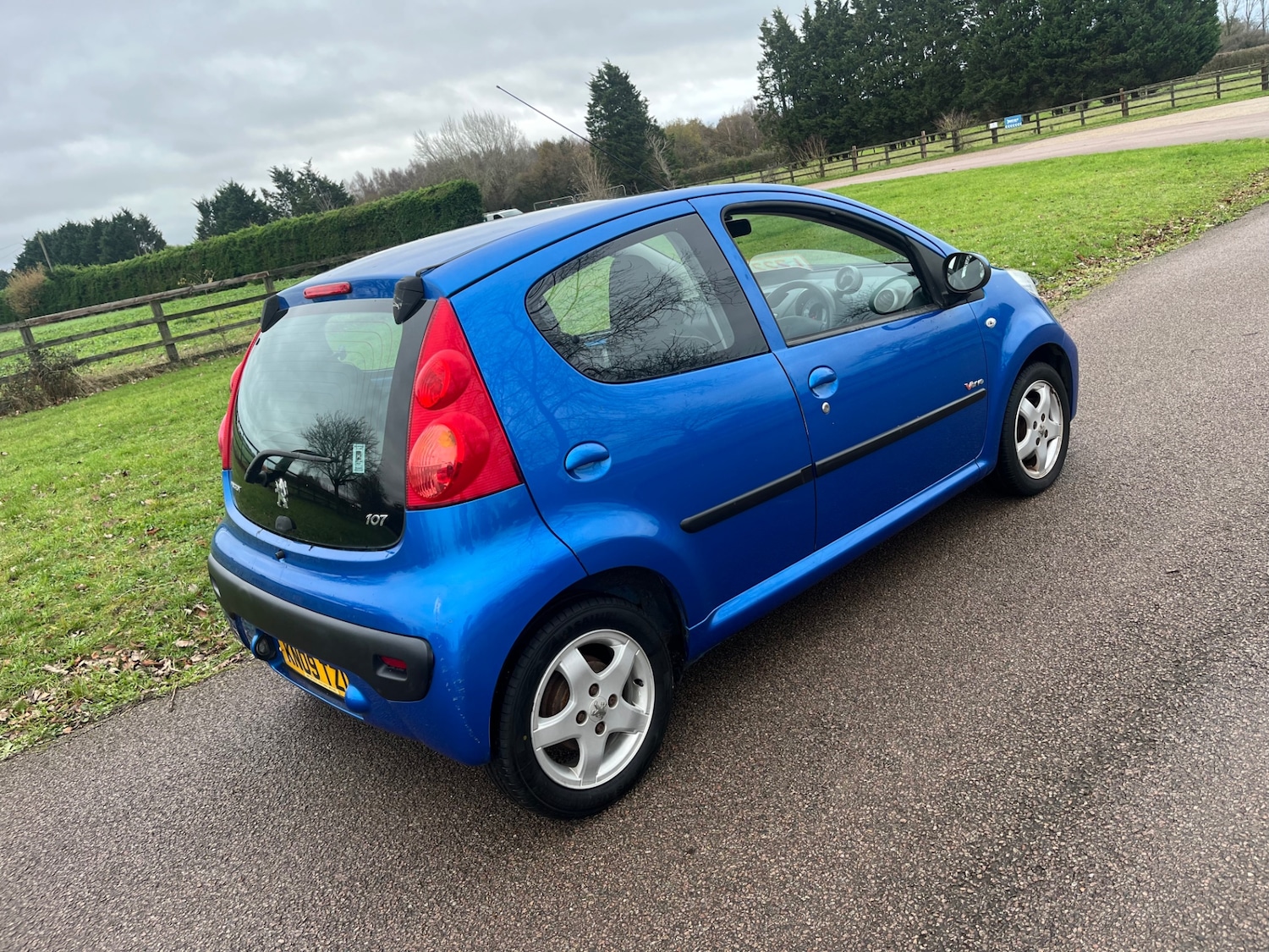 Used Peugeot 107 2009 for sale - 76748309: Photo 4