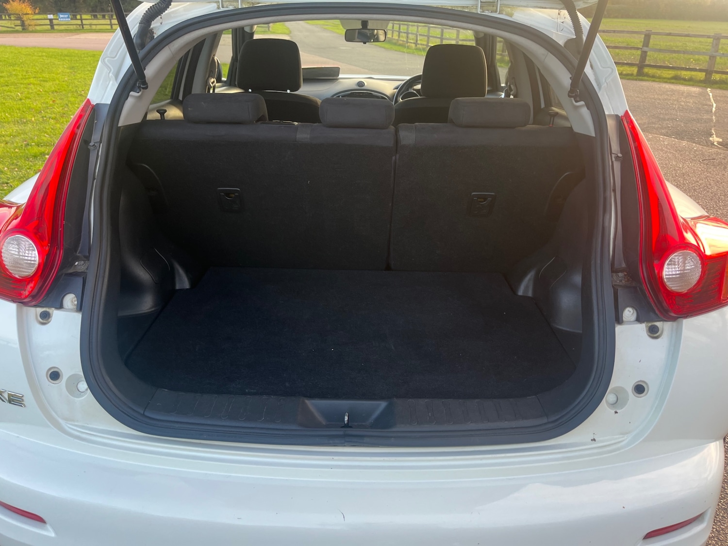 Used Nissan Juke 2010 for sale - 76466057: Photo 15