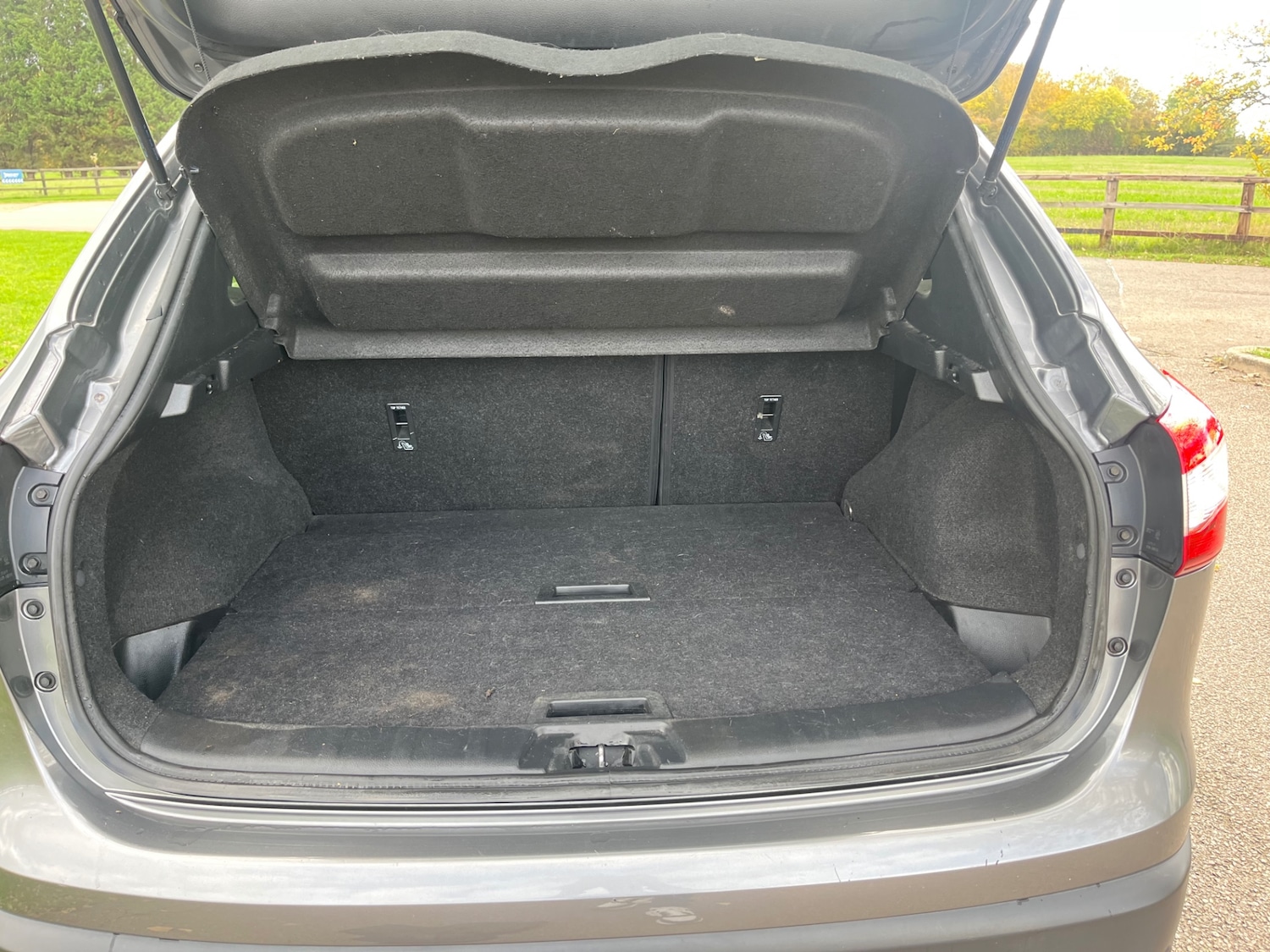 Used Nissan Qashqai 2015 for sale - 76342059: Photo 15