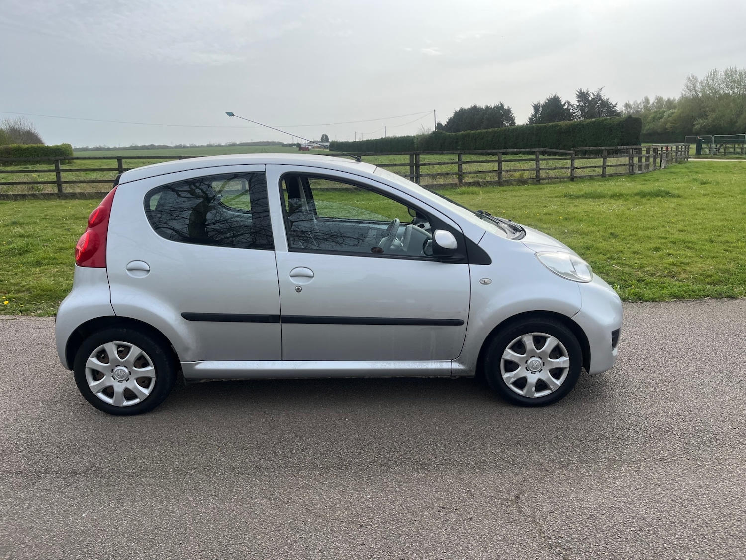 Used Peugeot 107 2011 for sale - 78218683: Photo 3
