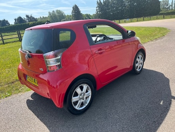 Used Toyota IQ 2009 for sale - 78643558: Photo