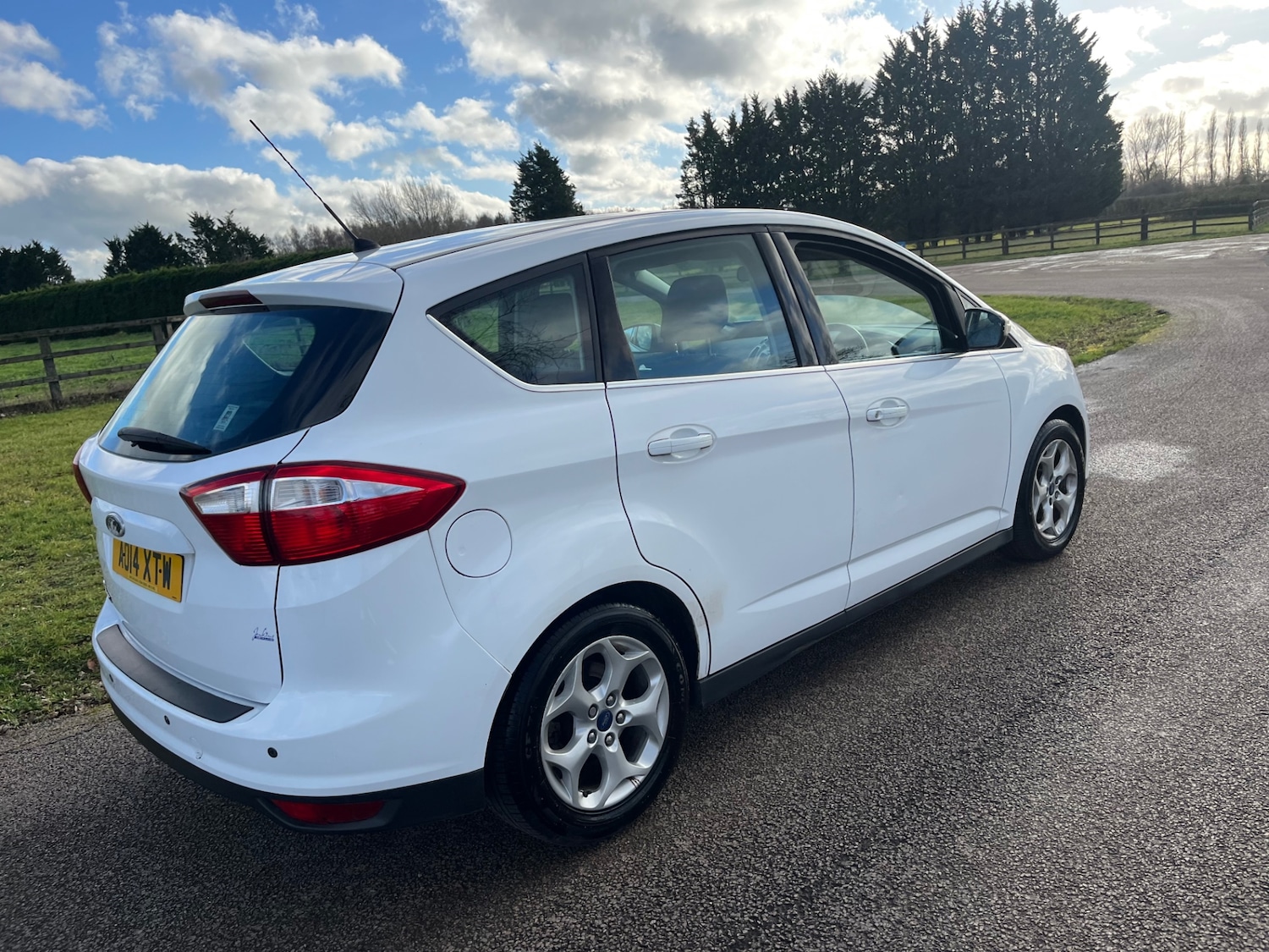 Used Ford C-Max 2014 for sale - 77271605: Photo 4
