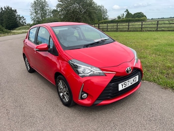 Used Toyota Yaris 2017 for sale - 78938750: Photo