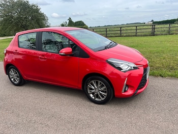 Used Toyota Yaris 2017 for sale - 78938750: Photo